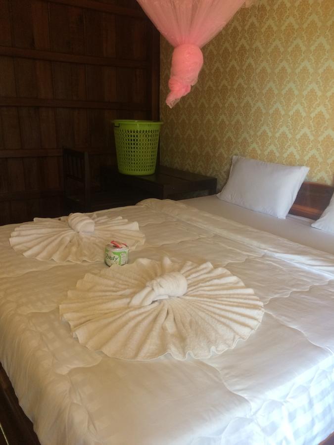 Riverside Bungalow Hotell Ban Dondét Eksteriør bilde